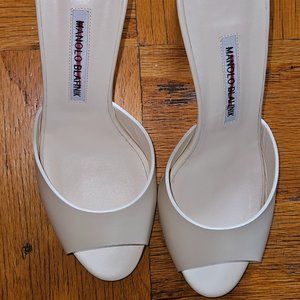 NEVER WORN: Manolo Blahnik Jadarona Heeled Mules EU 39/US 8.5
